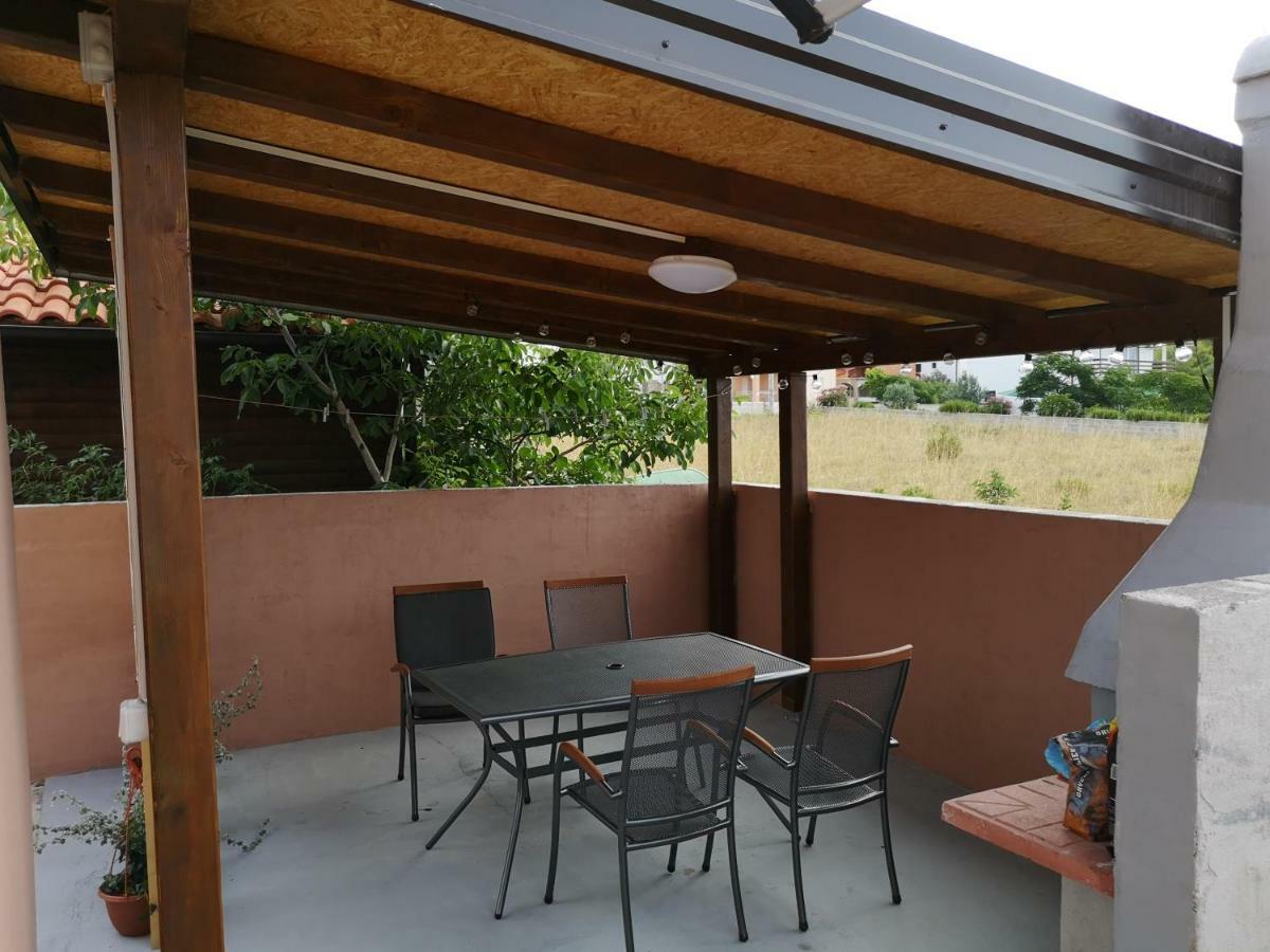 ויר Tomek Apartment מראה חיצוני תמונה